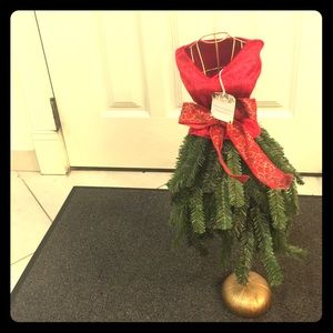 Holiday counter decor